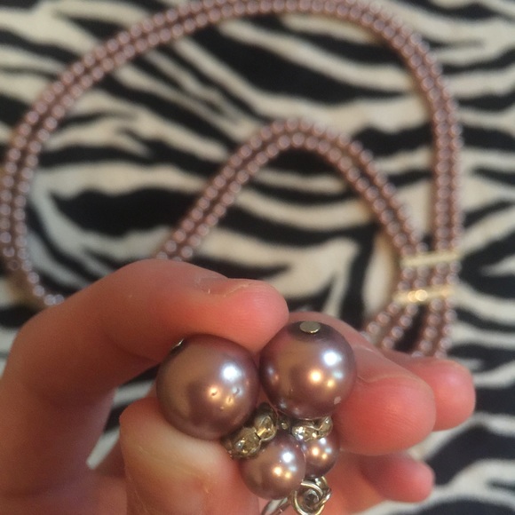 *Free with purchase* Rose & silvertone faux pearl - Picture 6 of 6